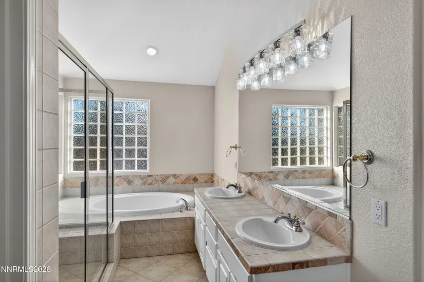 6279 Golden Meadow, Reno, Nevada 89519, 4 Bedrooms Bedrooms, ,3 BathroomsBathrooms,Residential,Residential,Golden Meadow,260003858