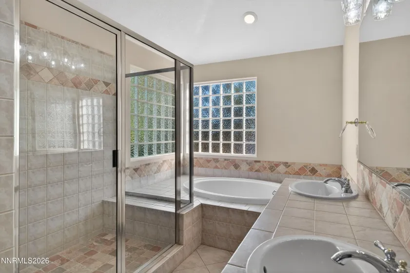 6279 Golden Meadow, Reno, Nevada 89519, 4 Bedrooms Bedrooms, ,3 BathroomsBathrooms,Residential,Residential,Golden Meadow,260003858