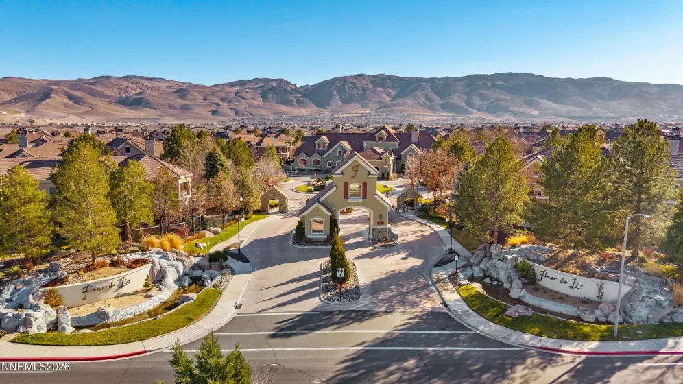 9900 Wilbur May, Reno, Nevada 89521, 3 Bedrooms Bedrooms, ,2 BathroomsBathrooms,Residential,Residential,Wilbur May,260003861