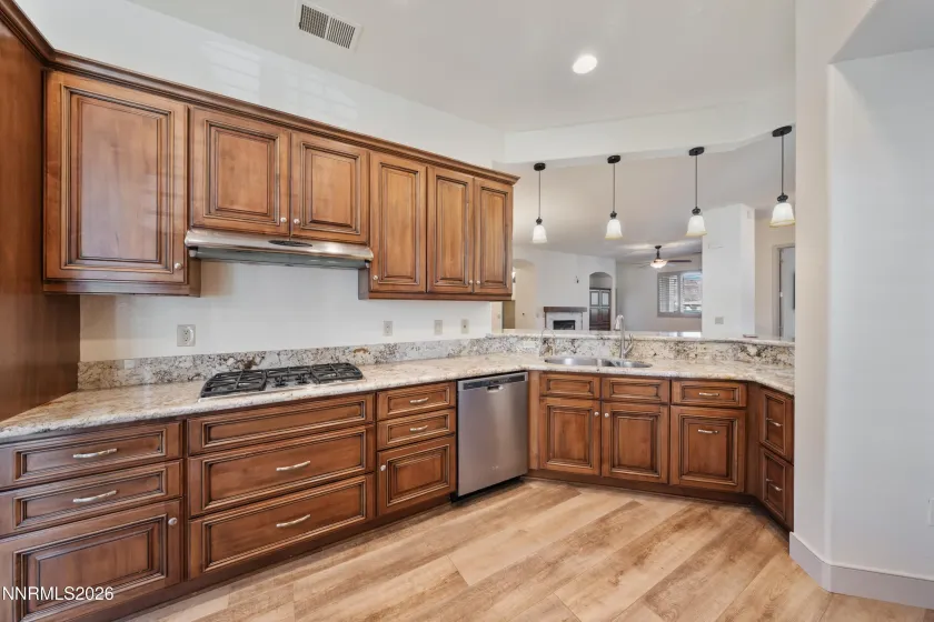 9900 Wilbur May, Reno, Nevada 89521, 3 Bedrooms Bedrooms, ,2 BathroomsBathrooms,Residential,Residential,Wilbur May,260003861