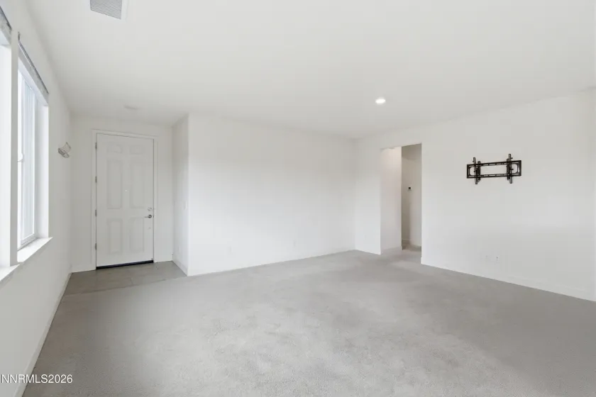 6924 White River, Sparks, Nevada 89436, 3 Bedrooms Bedrooms, ,2 BathroomsBathrooms,Residential,Residential,White River,260003864