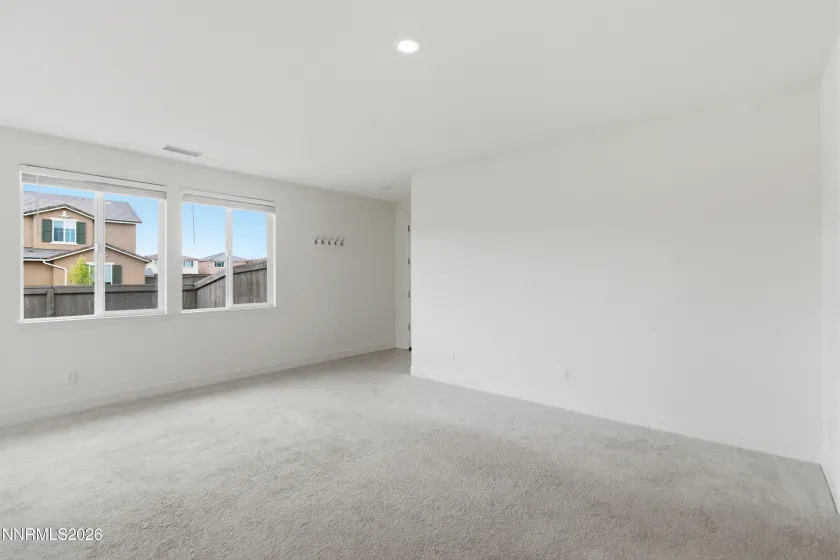 6924 White River, Sparks, Nevada 89436, 3 Bedrooms Bedrooms, ,2 BathroomsBathrooms,Residential,Residential,White River,260003864