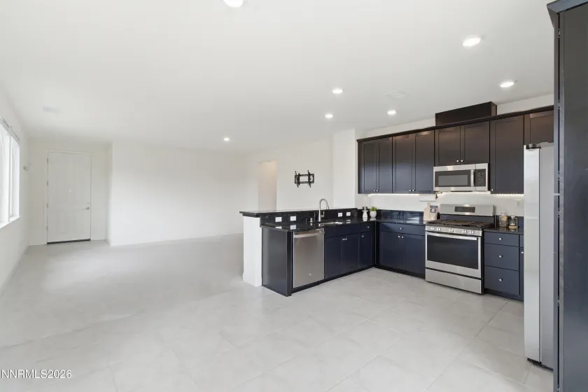 6924 White River, Sparks, Nevada 89436, 3 Bedrooms Bedrooms, ,2 BathroomsBathrooms,Residential,Residential,White River,260003864