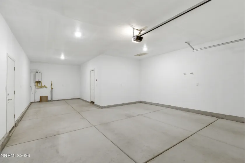 6924 White River, Sparks, Nevada 89436, 3 Bedrooms Bedrooms, ,2 BathroomsBathrooms,Residential,Residential,White River,260003864