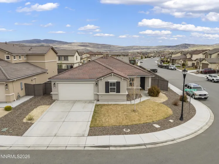 6924 White River, Sparks, Nevada 89436, 3 Bedrooms Bedrooms, ,2 BathroomsBathrooms,Residential,Residential,White River,260003864