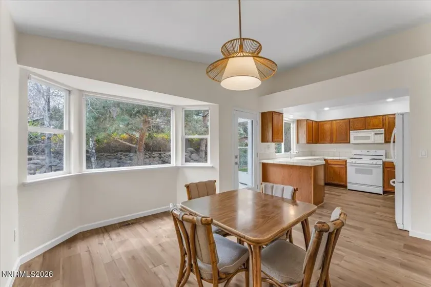 1870 Tess, Reno, Nevada 89511, 4 Bedrooms Bedrooms, ,2 BathroomsBathrooms,Residential,Residential,Tess,260003865