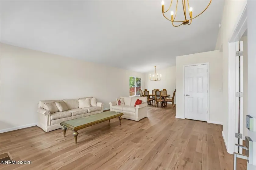 1870 Tess, Reno, Nevada 89511, 4 Bedrooms Bedrooms, ,2 BathroomsBathrooms,Residential,Residential,Tess,260003865