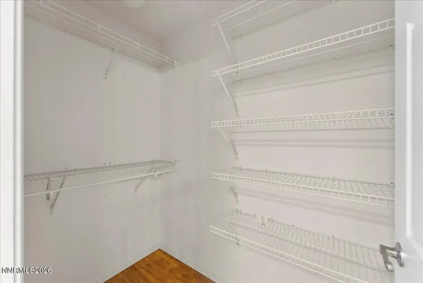 7740 Lobo, Sparks, Nevada 89436, 6 Bedrooms Bedrooms, ,3 BathroomsBathrooms,Residential,Residential,Lobo,260003867