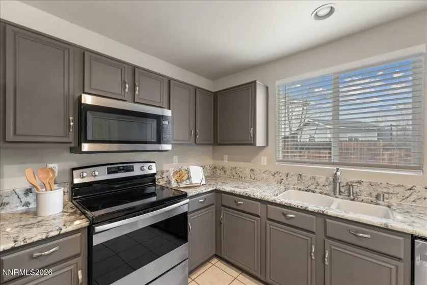 7740 Lobo, Sparks, Nevada 89436, 6 Bedrooms Bedrooms, ,3 BathroomsBathrooms,Residential,Residential,Lobo,260003867