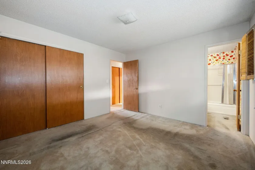 2685 Everett, Reno, Nevada 89503, 5 Bedrooms Bedrooms, ,3 BathroomsBathrooms,Residential,Residential,Everett,260003868