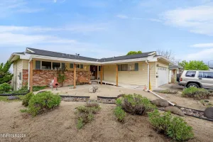 2685 Everett, Reno, Nevada 89503, 5 Bedrooms Bedrooms, ,3 BathroomsBathrooms,Residential,Residential,Everett,260003868