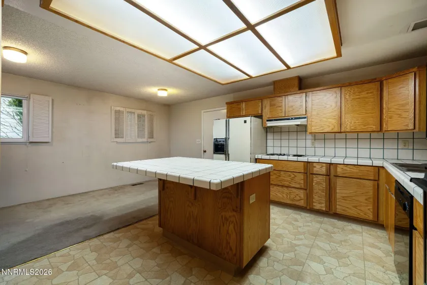 2685 Everett, Reno, Nevada 89503, 5 Bedrooms Bedrooms, ,3 BathroomsBathrooms,Residential,Residential,Everett,260003868