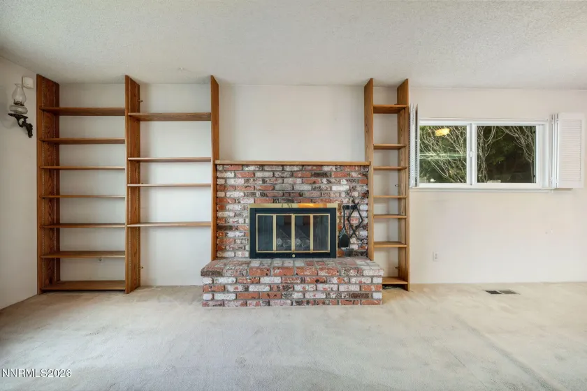 2685 Everett, Reno, Nevada 89503, 5 Bedrooms Bedrooms, ,3 BathroomsBathrooms,Residential,Residential,Everett,260003868