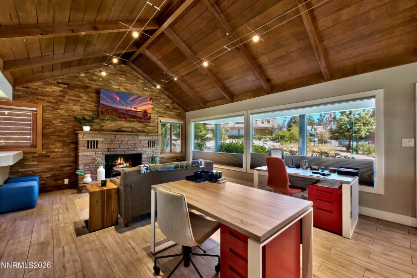 201 Stateline, Kings Beach, California 96143, ,Commercial Lease,Manufactured,Stateline,260003870