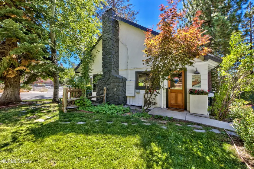 201 Stateline, Kings Beach, California 96143, ,Commercial Lease,Manufactured,Stateline,260003870