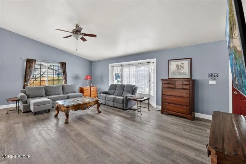 1080 Mercedes, Spanish Springs, Nevada 89441, 3 Bedrooms Bedrooms, ,2 BathroomsBathrooms,Residential,Residential,Mercedes,260003871