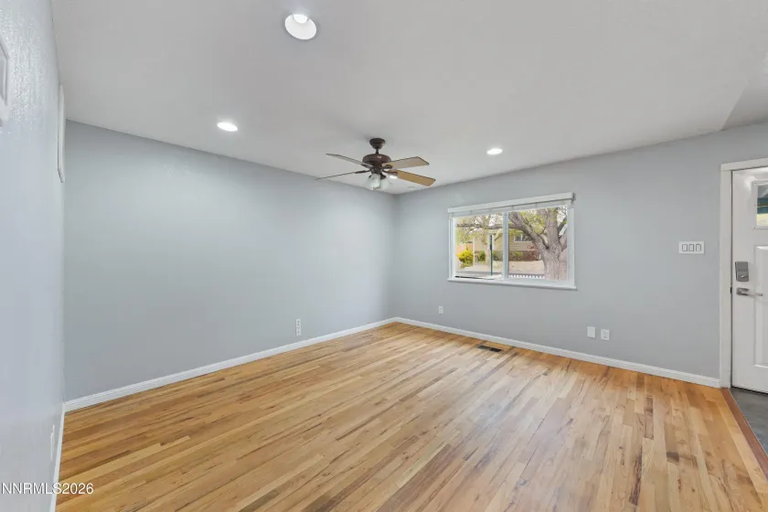 1330 Marne, Reno, Nevada 89503, 3 Bedrooms Bedrooms, ,2 BathroomsBathrooms,Residential,Residential,Marne,260003872