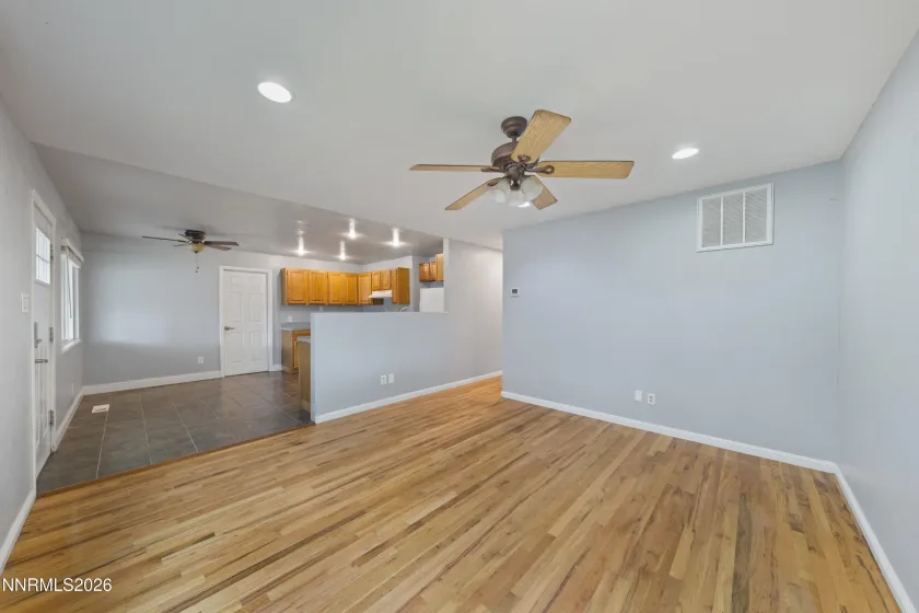 1330 Marne, Reno, Nevada 89503, 3 Bedrooms Bedrooms, ,2 BathroomsBathrooms,Residential,Residential,Marne,260003872