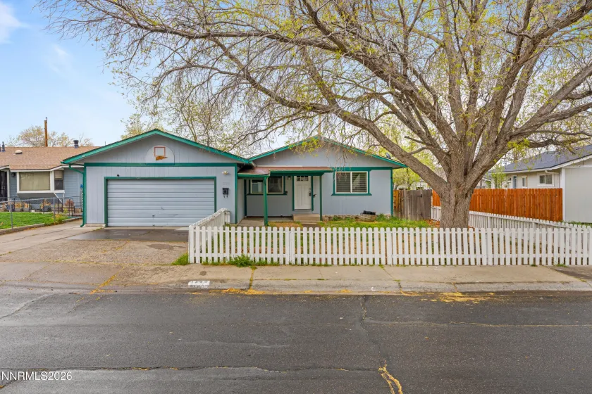 1330 Marne, Reno, Nevada 89503, 3 Bedrooms Bedrooms, ,2 BathroomsBathrooms,Residential,Residential,Marne,260003872