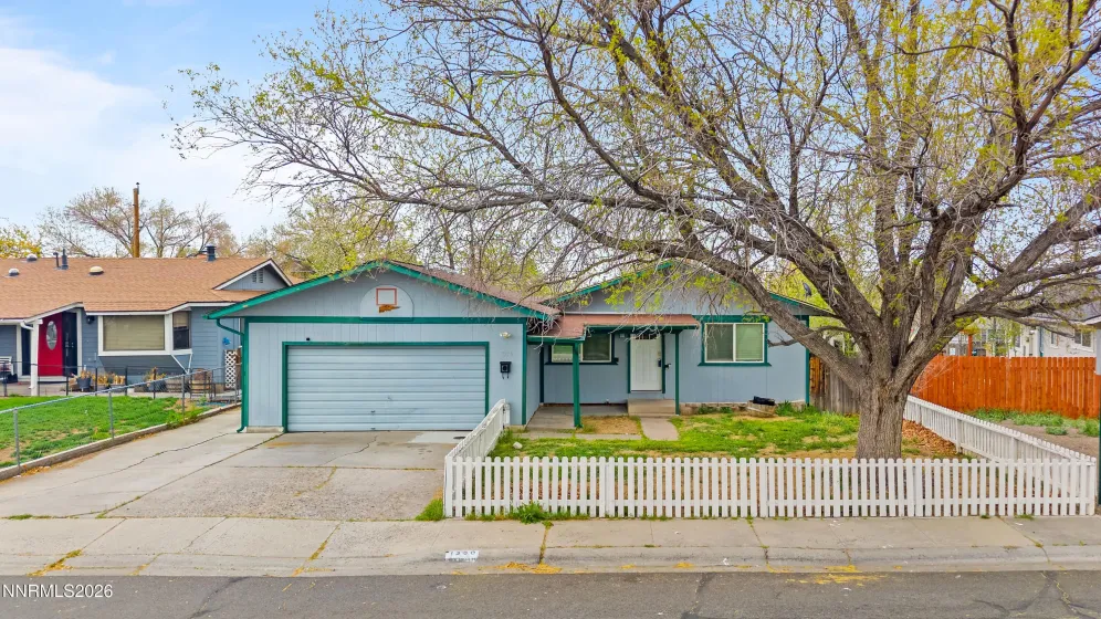 1330 Marne, Reno, Nevada 89503, 3 Bedrooms Bedrooms, ,2 BathroomsBathrooms,Residential,Residential,Marne,260003872