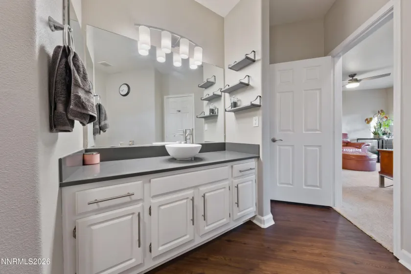 900 Meadows, Reno, Nevada 89521, 2 Bedrooms Bedrooms, ,2 BathroomsBathrooms,Residential,Residential,Meadows,260003875