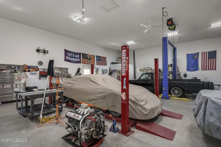 1651 Winnie, Carson City, Nevada 89703, 5 Bedrooms Bedrooms, ,5 BathroomsBathrooms,Residential,Residential,Winnie,260003876