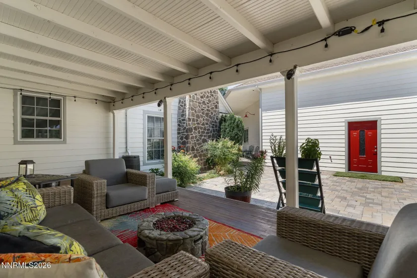 1651 Winnie, Carson City, Nevada 89703, 5 Bedrooms Bedrooms, ,5 BathroomsBathrooms,Residential,Residential,Winnie,260003876