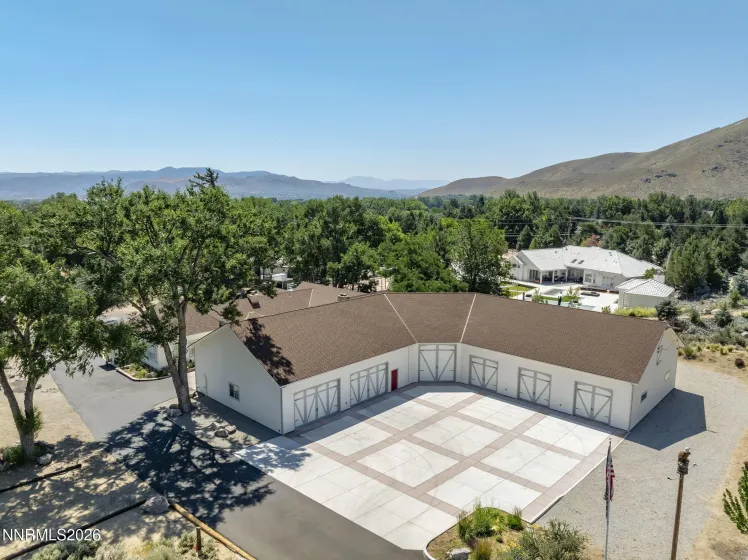 1651 Winnie, Carson City, Nevada 89703, 5 Bedrooms Bedrooms, ,5 BathroomsBathrooms,Residential,Residential,Winnie,260003876