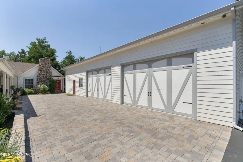 1651 Winnie, Carson City, Nevada 89703, 5 Bedrooms Bedrooms, ,5 BathroomsBathrooms,Residential,Residential,Winnie,260003876