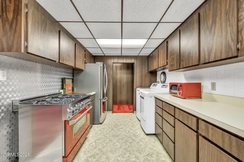 340 Sutro, Carson City, Nevada 89706, 4 Bedrooms Bedrooms, ,3 BathroomsBathrooms,Residential,Residential,Sutro,260003878