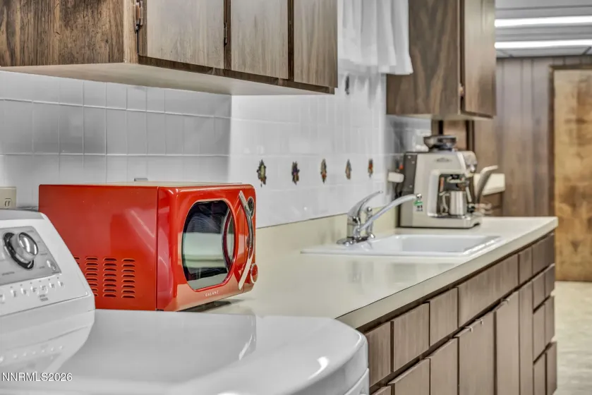 340 Sutro, Carson City, Nevada 89706, 4 Bedrooms Bedrooms, ,3 BathroomsBathrooms,Residential,Residential,Sutro,260003878