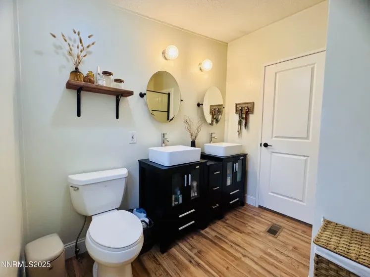 1285 Camille, Fernley, Nevada 89408, 3 Bedrooms Bedrooms, ,2 BathroomsBathrooms,Residential,Residential,Camille,260003879