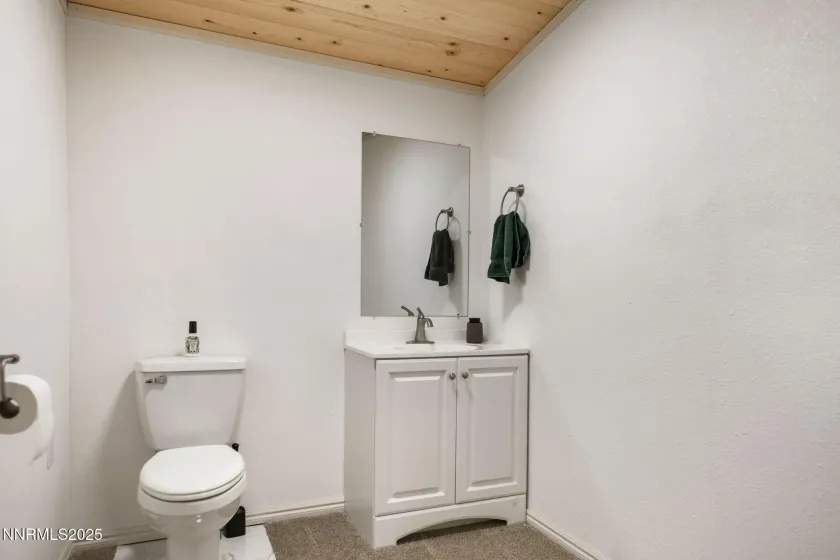 40 Flowery, Dayton, Nevada 89403, 3 Bedrooms Bedrooms, ,4 BathroomsBathrooms,Residential,Residential,Flowery,260003884