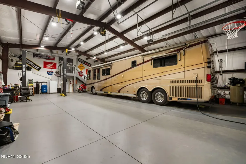 40 Flowery, Dayton, Nevada 89403, 3 Bedrooms Bedrooms, ,4 BathroomsBathrooms,Residential,Residential,Flowery,260003884