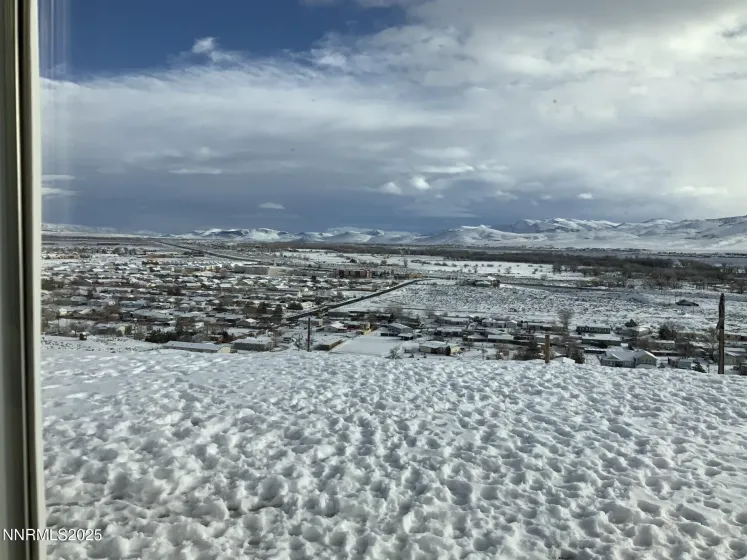 40 Flowery, Dayton, Nevada 89403, 3 Bedrooms Bedrooms, ,4 BathroomsBathrooms,Residential,Residential,Flowery,260003884