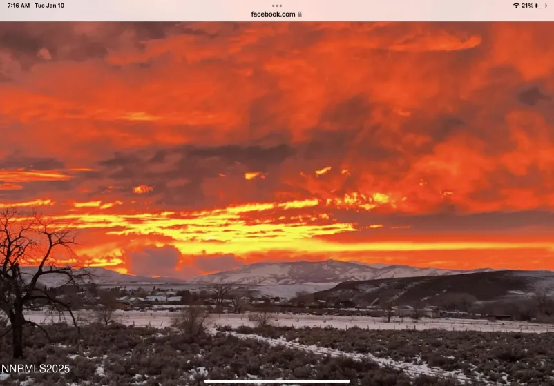 40 Flowery, Dayton, Nevada 89403, 3 Bedrooms Bedrooms, ,4 BathroomsBathrooms,Residential,Residential,Flowery,260003884