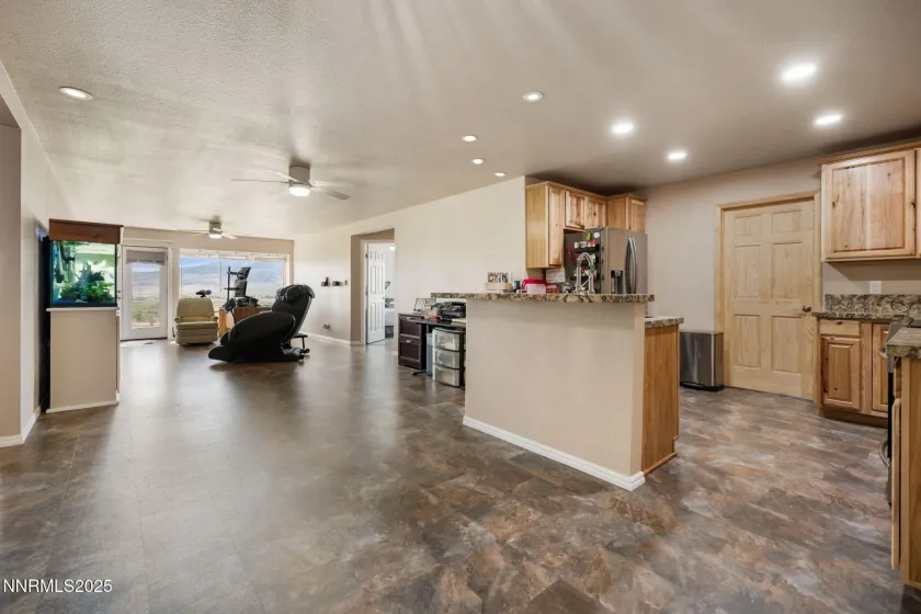 40 Flowery, Dayton, Nevada 89403, 3 Bedrooms Bedrooms, ,4 BathroomsBathrooms,Residential,Residential,Flowery,260003884
