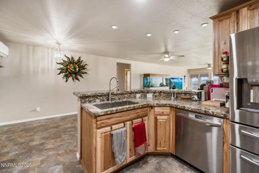 40 Flowery, Dayton, Nevada 89403, 3 Bedrooms Bedrooms, ,4 BathroomsBathrooms,Residential,Residential,Flowery,260003884