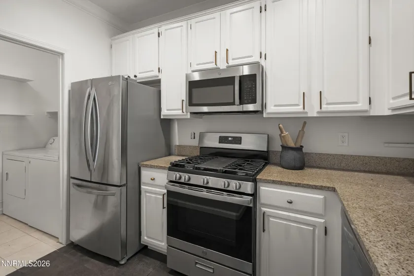 900 South Meadows, Reno, Nevada 89521, 2 Bedrooms Bedrooms, ,2 BathroomsBathrooms,Residential,Residential,South Meadows,260003887