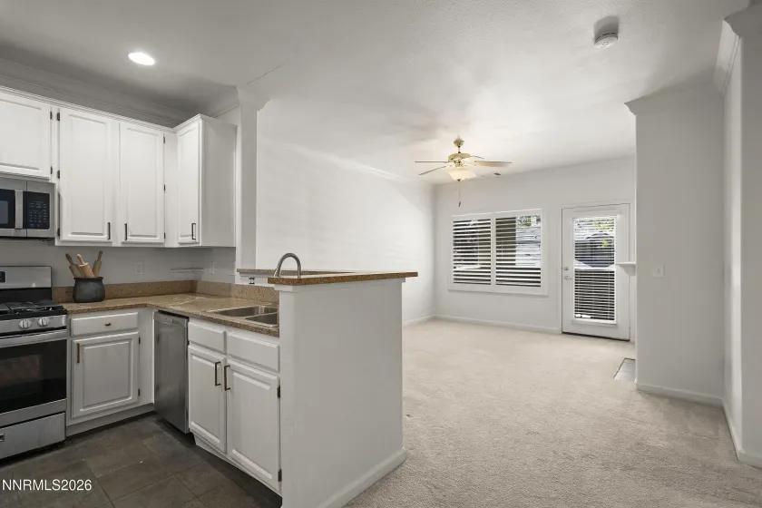 900 South Meadows, Reno, Nevada 89521, 2 Bedrooms Bedrooms, ,2 BathroomsBathrooms,Residential,Residential,South Meadows,260003887