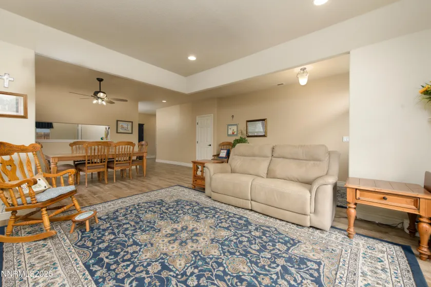 1360 Bryan, Gardnerville, Nevada 89410, 3 Bedrooms Bedrooms, ,2 BathroomsBathrooms,Residential,Residential,Bryan,260003888