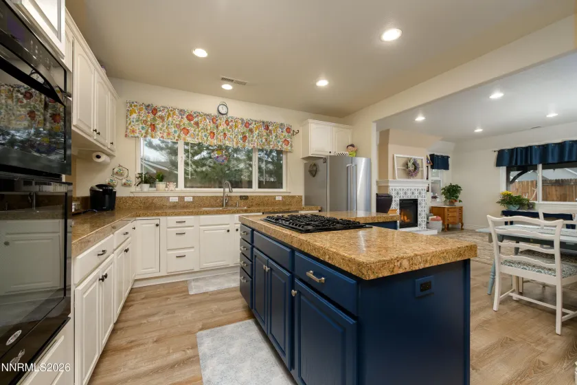 1360 Bryan, Gardnerville, Nevada 89410, 3 Bedrooms Bedrooms, ,2 BathroomsBathrooms,Residential,Residential,Bryan,260003888