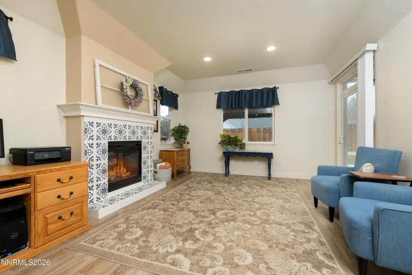 1360 Bryan, Gardnerville, Nevada 89410, 3 Bedrooms Bedrooms, ,2 BathroomsBathrooms,Residential,Residential,Bryan,260003888