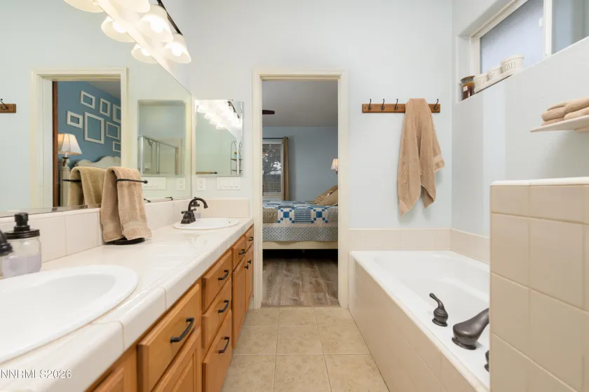 1360 Bryan, Gardnerville, Nevada 89410, 3 Bedrooms Bedrooms, ,2 BathroomsBathrooms,Residential,Residential,Bryan,260003888