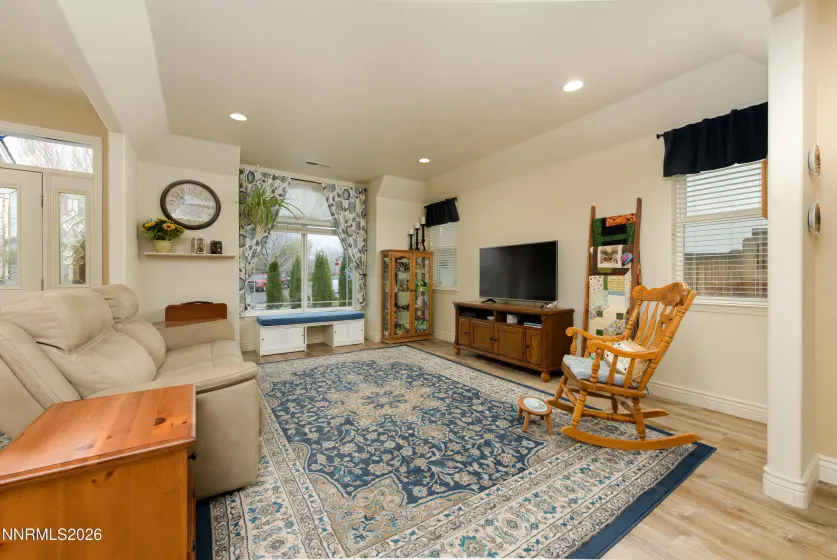 1360 Bryan, Gardnerville, Nevada 89410, 3 Bedrooms Bedrooms, ,2 BathroomsBathrooms,Residential,Residential,Bryan,260003888