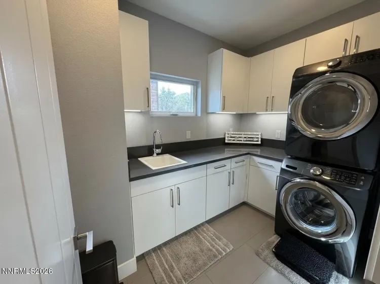 163 Martin, Reno, Nevada 89509, 3 Bedrooms Bedrooms, ,3 BathroomsBathrooms,Residential,Residential,Martin,260003890