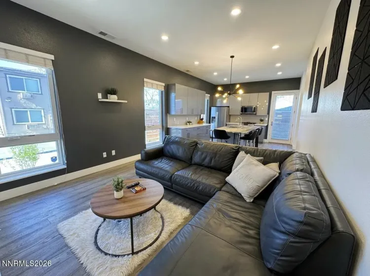 163 Martin, Reno, Nevada 89509, 3 Bedrooms Bedrooms, ,3 BathroomsBathrooms,Residential,Residential,Martin,260003890