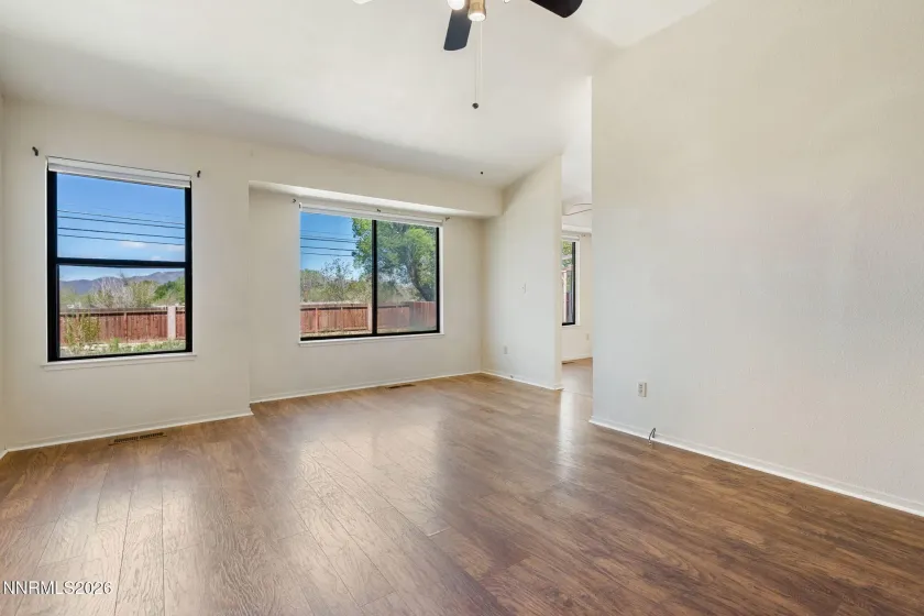 1576 Maria, Fernley, Nevada 89408, 3 Bedrooms Bedrooms, ,2 BathroomsBathrooms,Residential,Residential,Maria,260003898