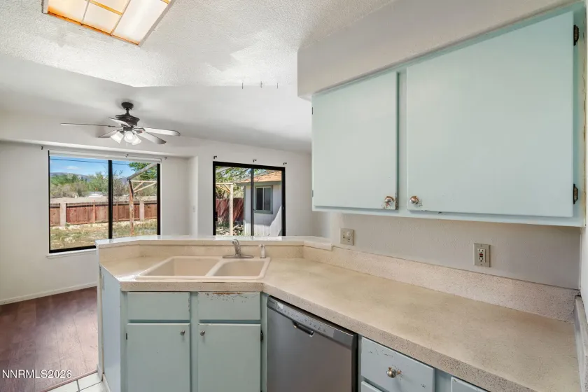 1576 Maria, Fernley, Nevada 89408, 3 Bedrooms Bedrooms, ,2 BathroomsBathrooms,Residential,Residential,Maria,260003898