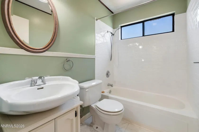 1576 Maria, Fernley, Nevada 89408, 3 Bedrooms Bedrooms, ,2 BathroomsBathrooms,Residential,Residential,Maria,260003898